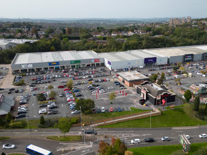 Supporting image for story: New owner for two phases of Merry Hill Retail Park
