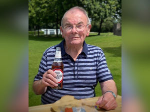 Supporting image for story: 'Unforgivable': Telford granddad died on hospital trolley deprived of oxygen as daughter witnessed 'final gasps'