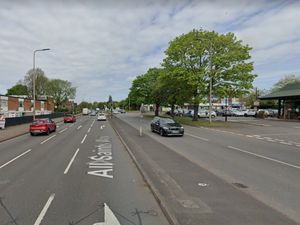 Supporting image for story: Girl, 13, taken to hospital after 'hit and run' on busy West Bromwich dual carriageway