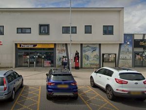 Supporting image for story: Shirtless man threw tiles at police negotiator in stand-off after wielding kebab knife at Telford corner shop