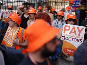 Supporting image for story: Wes Streeting in last-minute plea to doctors to call off strike