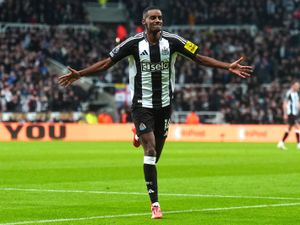 Supporting image for story: Alexander Isak on target again as in-form Newcastle beat Wolves