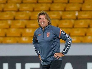 Supporting image for story: Braga boss piles pressure on Wolves