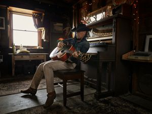 Supporting image for story