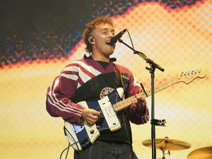 Supporting image for story: Sam Fender plays homecoming gig at Newcastle’s St James’ Park
