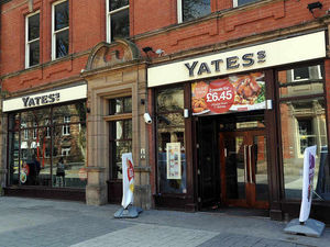 Supporting image for story: Walsall mother of five locked up after Yates's pub brawl