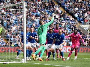 EDITORIAL USE ONLY. No use with unauthorized audio, video, data, fixture lists, club/league logos or 'live' services. Online in-match use limited to 120 images, no video emulation. No use in betting, games or single club/league/player publications