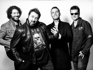 Supporting image for story: King King announce Rhino's Revenge as support in Brum