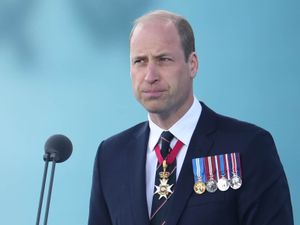 Supporting image for story: William pays visit to Ministry of Defence headquarters