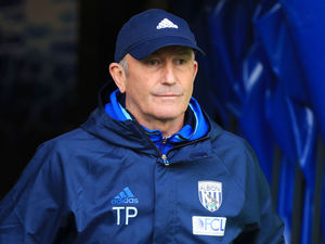 Supporting image for story: Tony Pulis 'considering leaving West Brom'