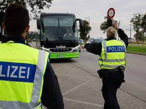 Supporting image for story: Germany begins conducting checks at all its land borders