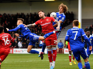 Supporting image for story: FA Cup: Walsall 0 Leicester 1 - Report