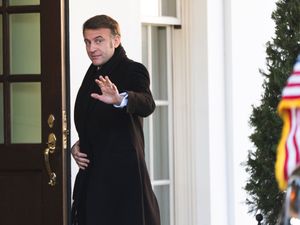 Supporting image for story: Trump meets French president as uncertainty grows over US ties to Europe