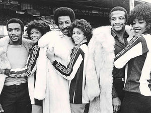 Supporting image for story: Albion's Three Degrees statue step closer to reality