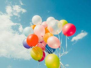 Supporting image for story: People are explaining the coolest things they ever did but have no proof of