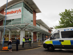 Supporting image for story: Blackheath drama: Suspected knifeman arrested as Sainsbury's locked down