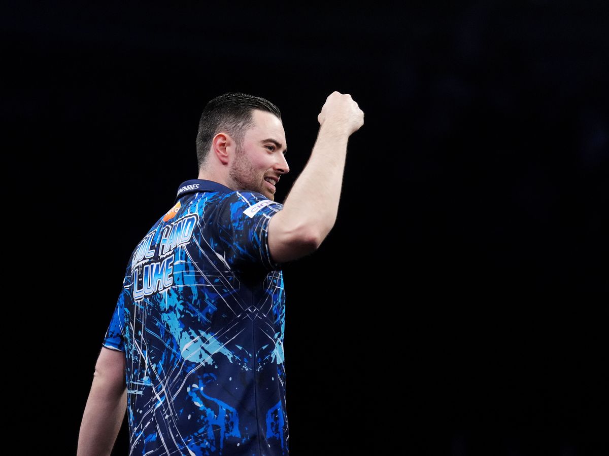 Luke Humphries beats Luke Littler in Premier League final to claim Triple Crown