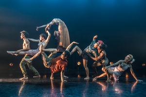 The cast of Message In A Bottle