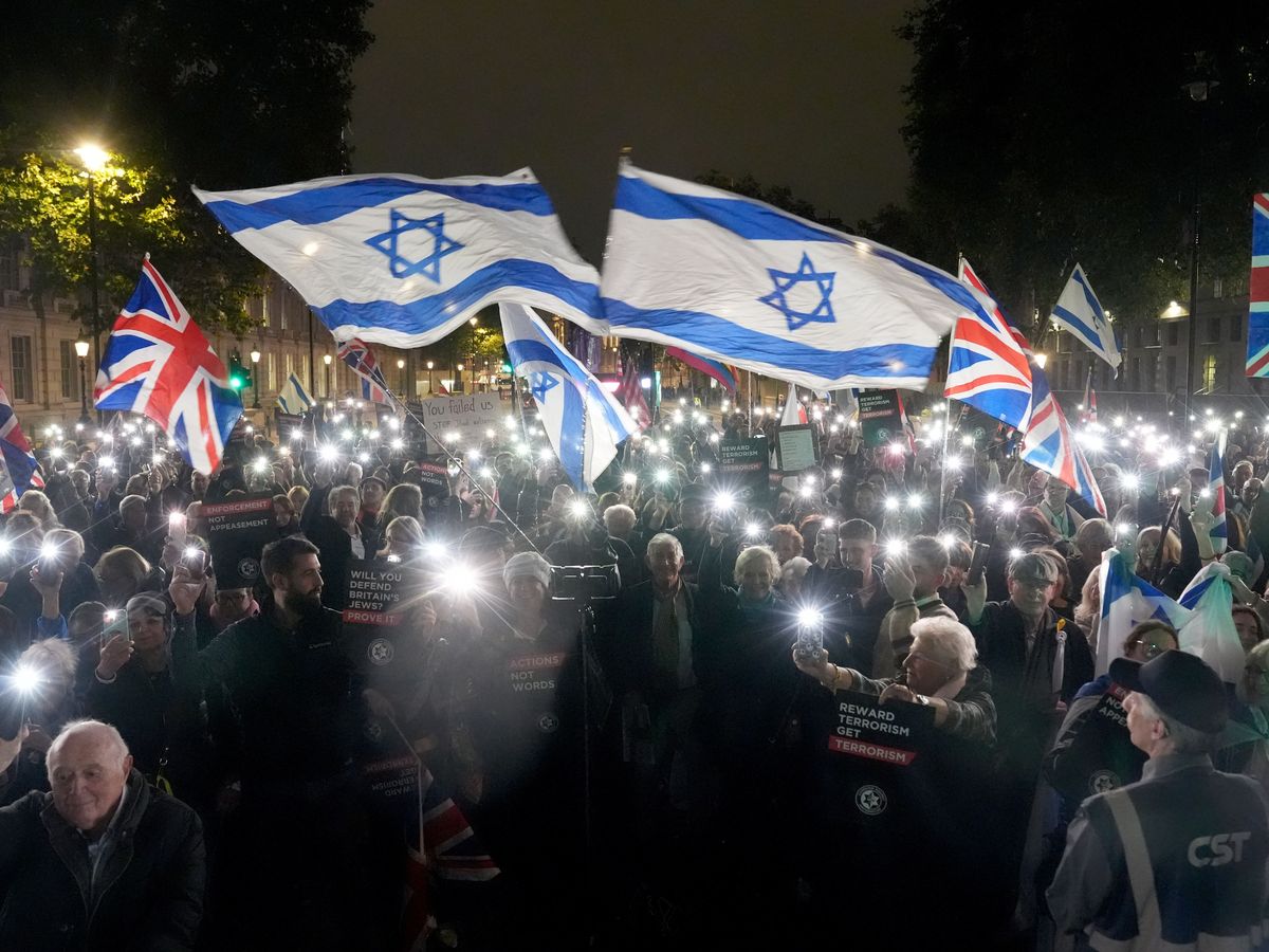 Two pro-Palestinian protesters arrested during Downing St demonstration Two pro-Palestinian protesters arrested during Downing St demonstration