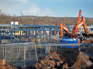 Supporting image for story: Steel structures built on designer outlet site