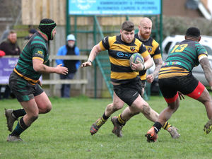 Supporting image for story: Telford Hornets edge out Market Drayton Ravens in Vase clash