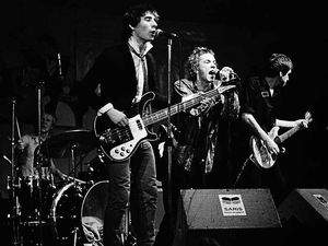 Supporting image for story: Former Sex Pistols bassist Glen Matlock talks ahead of Wolverhampton show