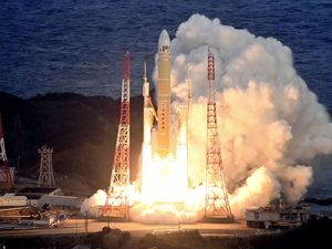 Supporting image for story: Japan launches a navigation satellite on a new flagship rocket