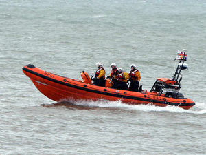 Supporting image for story: Teenage girl, 18, rescued unconscious from the sea