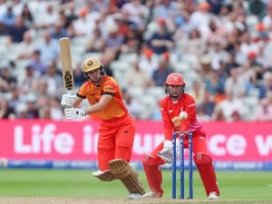 Supporting image for story: Birmingham Phoenix fail to fire against Welsh Fire