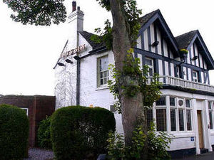 Supporting image for story: The Dog & Gun, Tettenhall