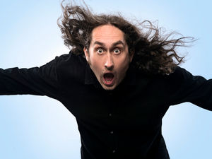 Supporting image for story: Humournoid: An invitation inside the lightning-quick mind of Ross Noble