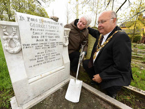 Supporting image for story: Help us to spruce up West Bromwich Albion stars' graves