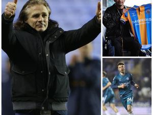 Supporting image for story: Gareth Ainsworth reveals plan to get Shrewsbury Town players up to speed