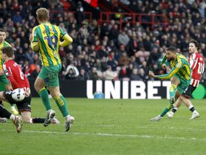 Supporting image for story: 'I wanted him to pass!' Delighted West Brom boss reveals truth behind George Campbell's 25-yard stunner