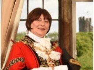 Supporting image for story: Mayor of Dudley asks for nominations for civic awards in April