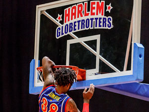 Supporting image for story: Harlem Globetrotters, Genting Arena, Birmingham – Pictures
