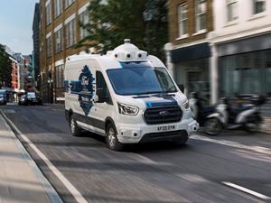 Supporting image for story: Ford and Hermes to investigate the future of autonomous deliveries