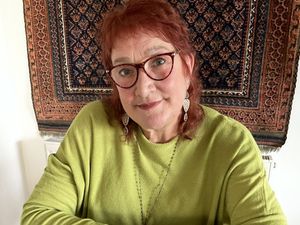 Supporting image for story: Woman's optician visit after driving test number plate trouble saves her sight