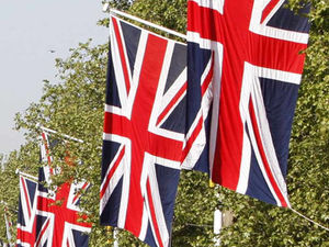 Supporting image for story: POLL: Should every public office-holder swear an oath of allegiance to British values?