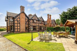 Burlton Hall garden, picture via: Rightmove and Knight Frank