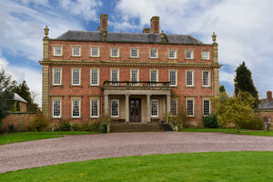 Davenport House was designed by renowned architect commissioned renowned architect Francis Smith of Warwick to design and build the property