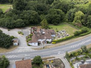 Supporting image for story: ‘Chainsaw-wielding’ man shot by police named by family member