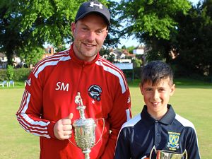 Supporting image for story: Whitewash can’t close gap at top