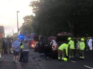 Supporting image for story: Firefighters rush to scene of Tipton crash