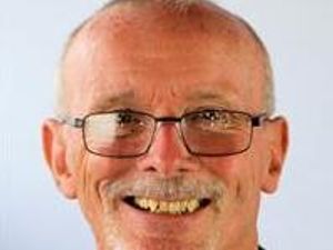 Supporting image for story: Businesses who flout Covid rules could be closed down warning