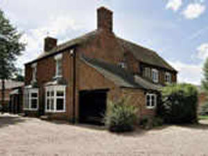 Supporting image for story: 17th century farmhouse