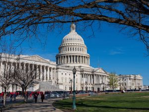 Supporting image for story: Senate pushes ahead on Trump’s tax break and spending cut plan