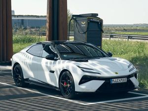 Supporting image for story: Lotus Emeya sets new record for EV charging times
