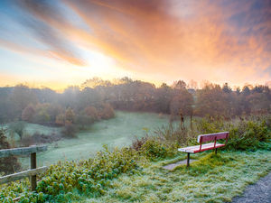 Supporting image for story: Snow and ice on the way: Met Office issues weather warning for West Midlands