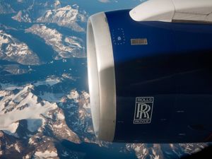 View of a Rolls Royce engine for British Airways from the plane